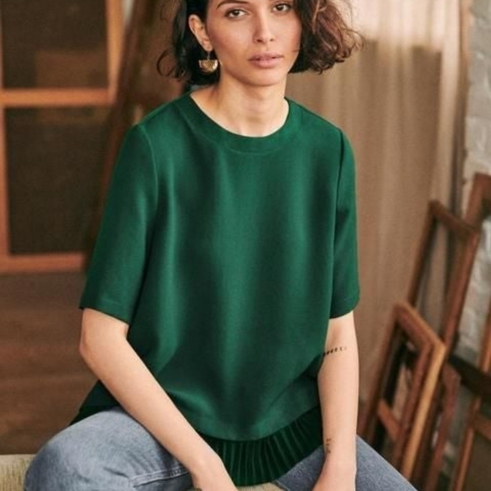 Sezane pernille blouse green with pleated hem